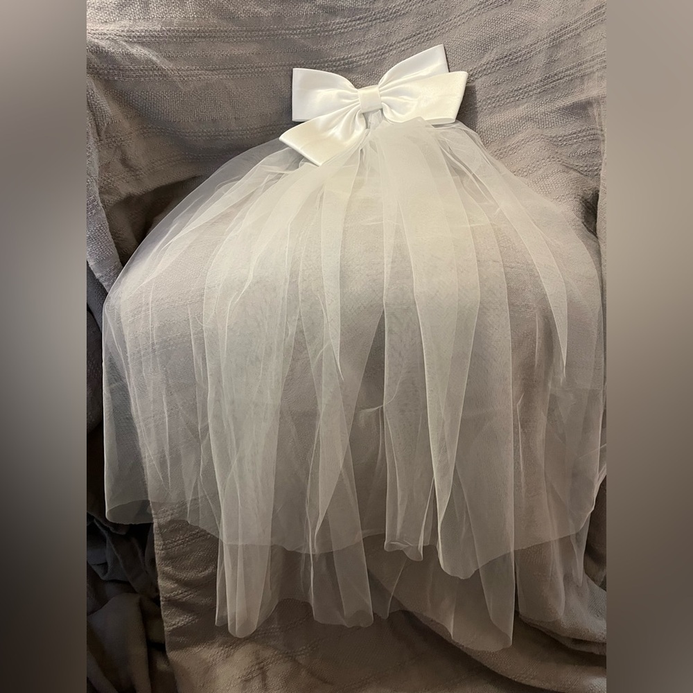 Bridal Bow Veil